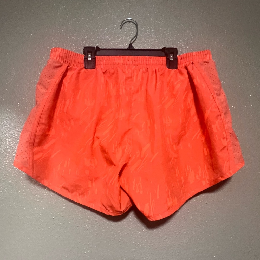UNDER ARMOUR FLY-BY SHORT Quick Dry Lightweight Running Activewear Gym Workout - Picture 8 of 11